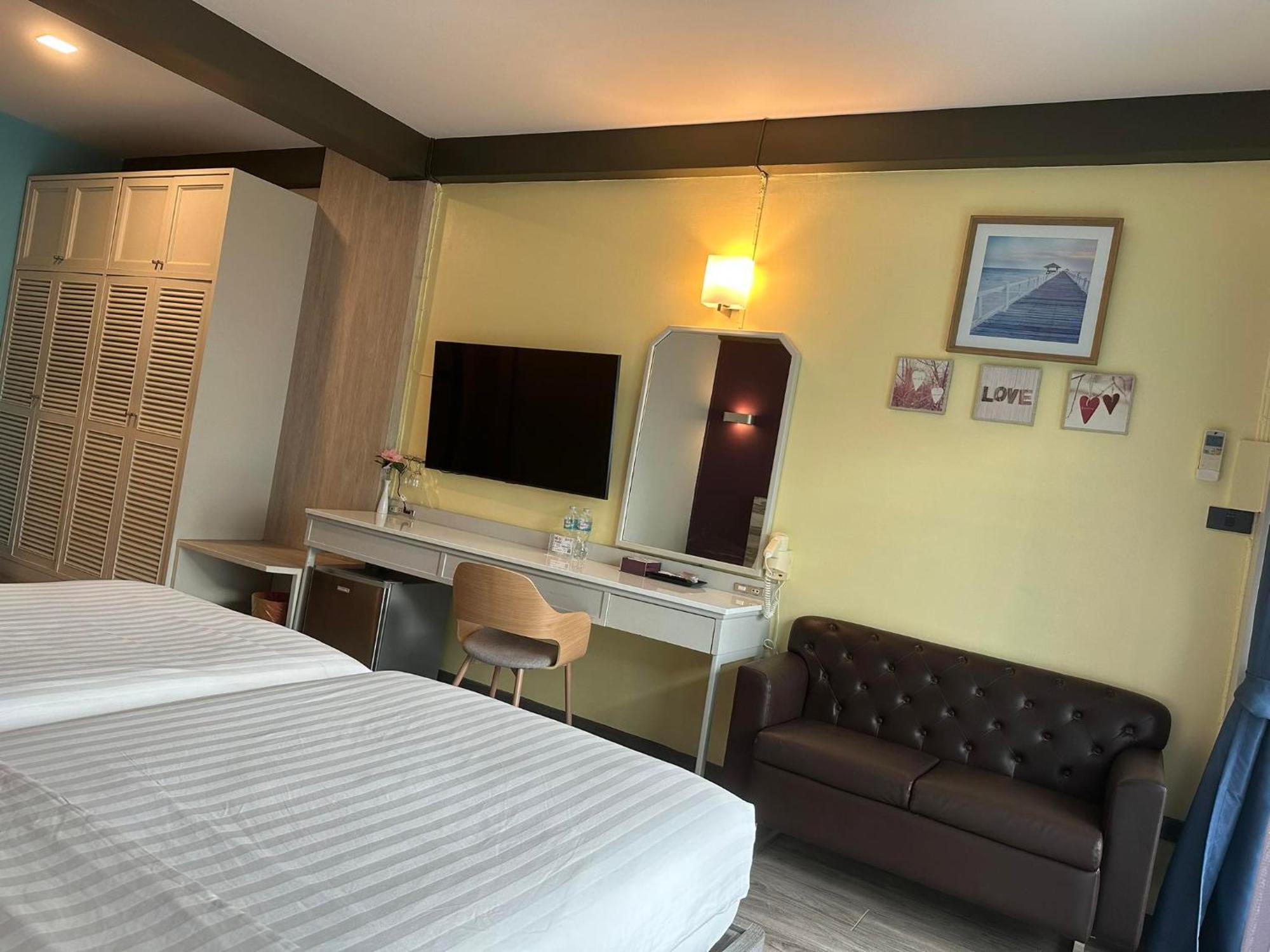 Bbhouse Pattaya Hotel Eksteriør billede